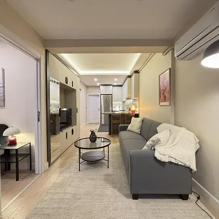 Brand New 1br In Sisli Prime Location